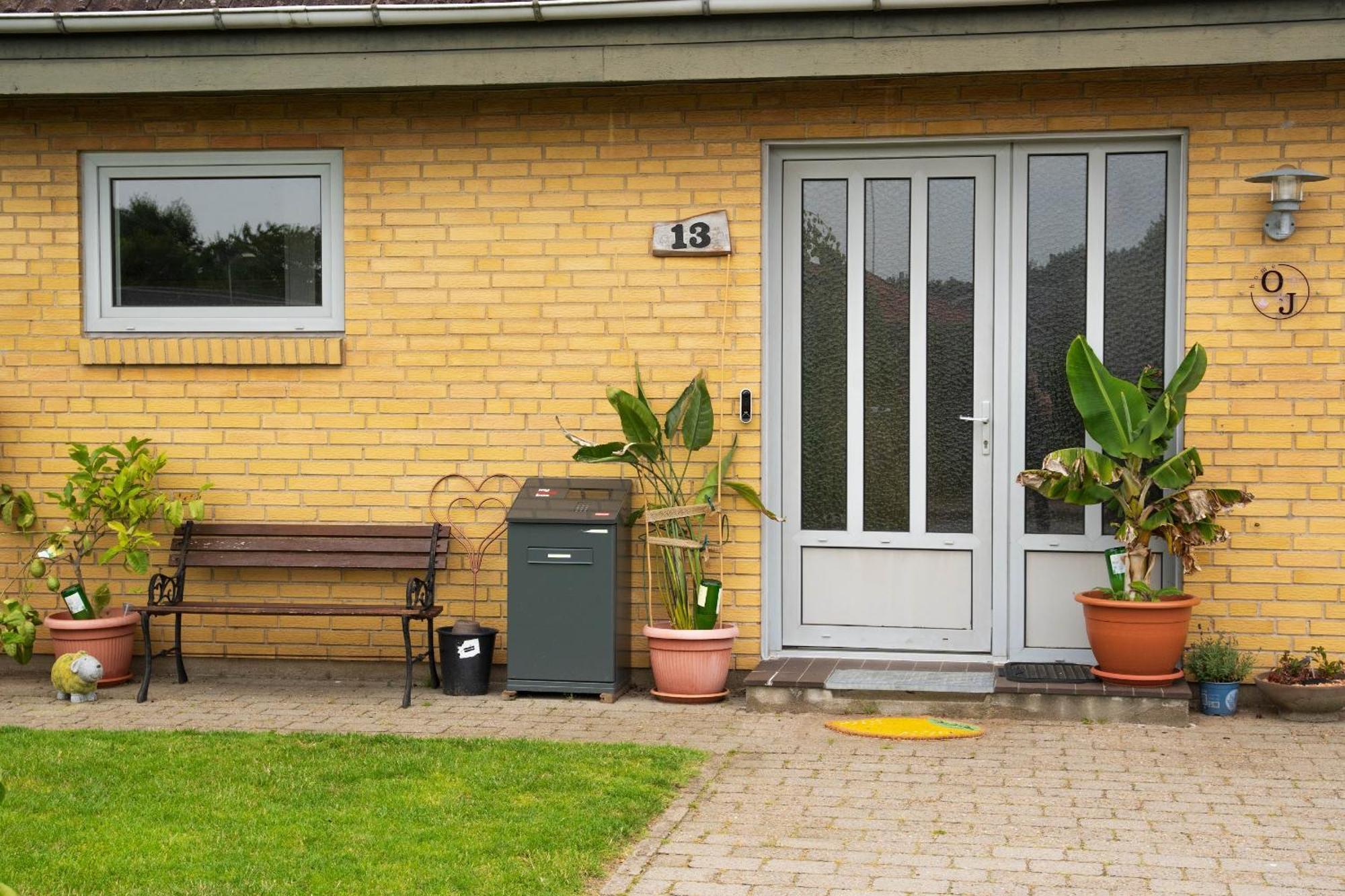 Oj Home Vojens Eksteriør billede